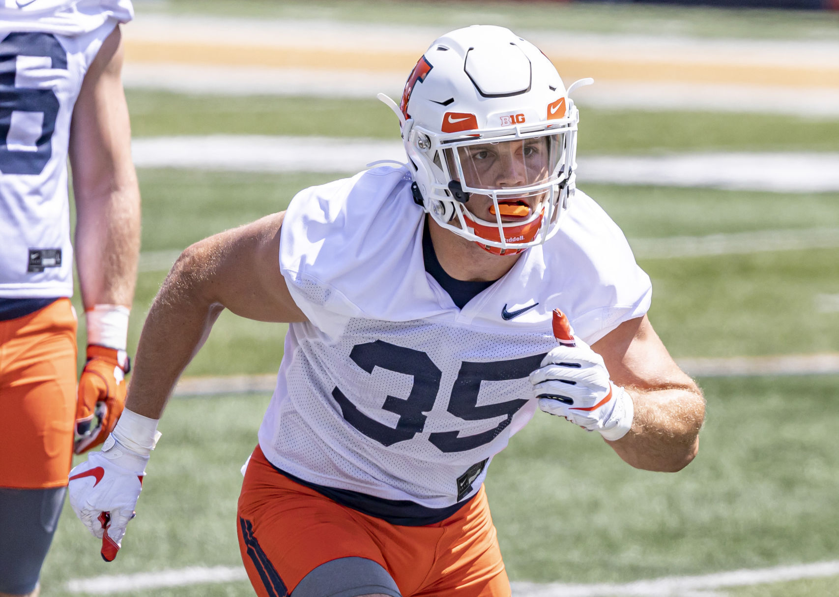 Illinois football practice 42 080221.JPG